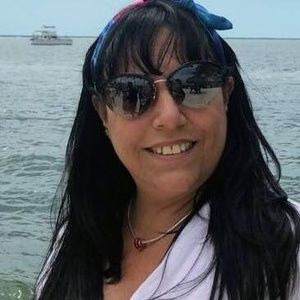 Meet your Posher, Maribel